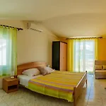 Apartment Mikulic *