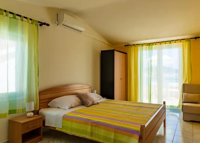 Mikulić Apartament Rogoznica (Sibenik-Knin)