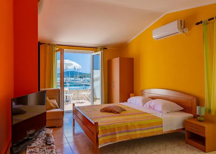 Apartament Mikulić Rogoznica (Sibenik-Knin)