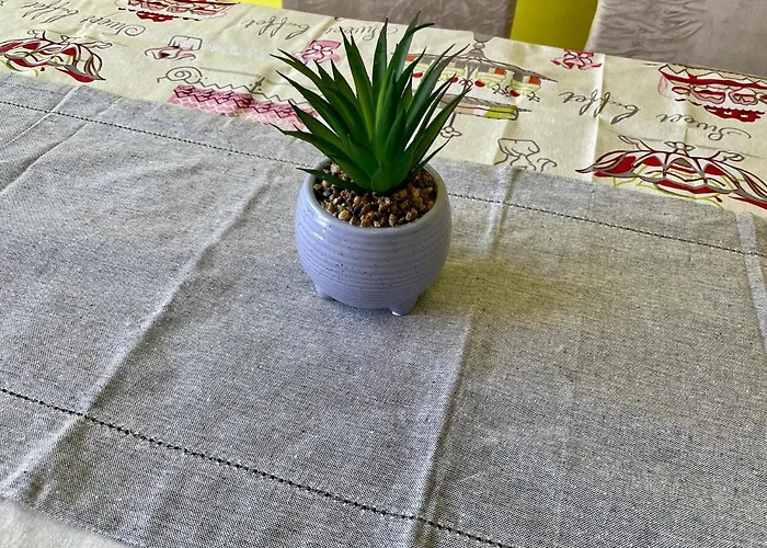 Mikulić Rogoznica (Sibenik-Knin)